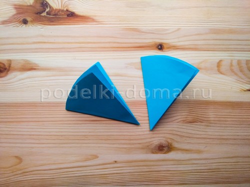 Голубая лилия из бумаги Голубая лилия из бумаги