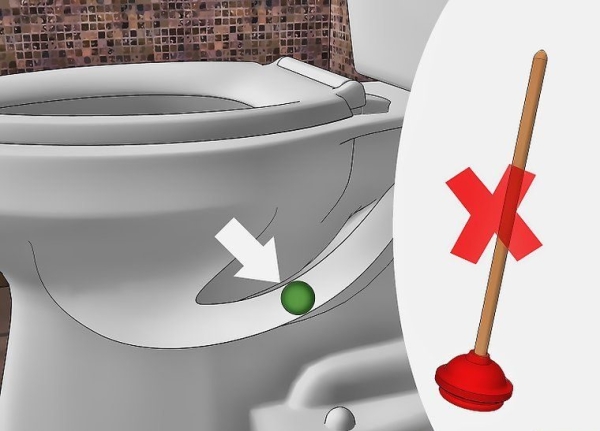 Шесть способов устранить засор в унитазе без вантуза Шесть способов устранить засор в унитазе без вантуза