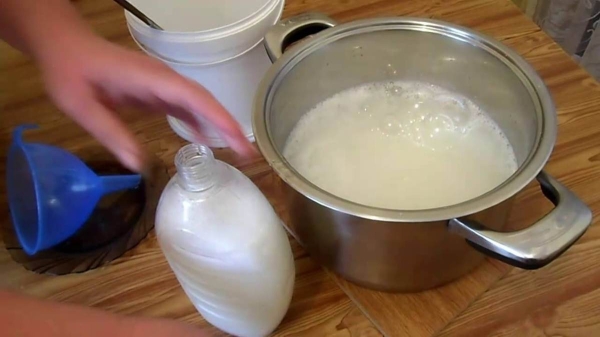 Легко, быстро и доступно: как сделать стиральный порошок из мыла и соды