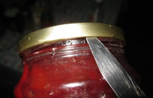 Простые и доступные способы, которые позволят открыть стеклянную банку без открывашки Простые и доступные способы, которые позволят открыть стеклянную банку без открывашки