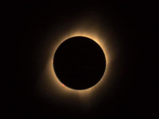 Жители Дальнего Востока и Восточной Сибири 8 ноября увидят полное лунное затмение