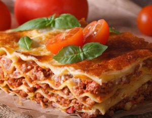 Несколько новогодних блюд, которые можно приготовить заранее и заморозить до праздника Несколько новогодних блюд, которые можно приготовить заранее и заморозить до праздника