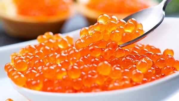 Как отличить настоящую красную икру от подделки: 6 способов