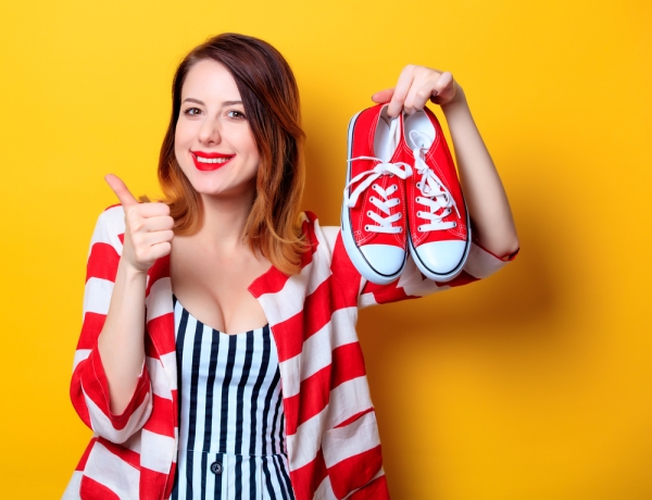 Мыло, сода, чай: бюджетные лайфхаки, как убрать неприятный запах из обуви Мыло, сода, чай: бюджетные лайфхаки, как убрать неприятный запах из обуви