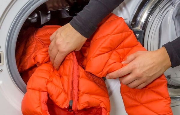 Если сбился пух в зимнем пуховике: как исправить ситуацию