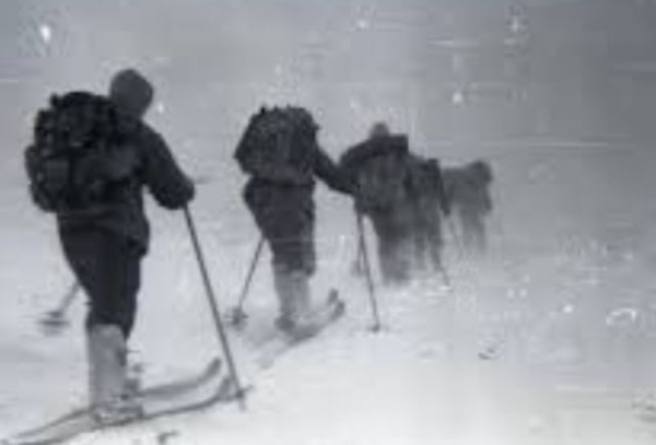 Какие тайны хранит перевал Дятлова: основные версии гибели студентов