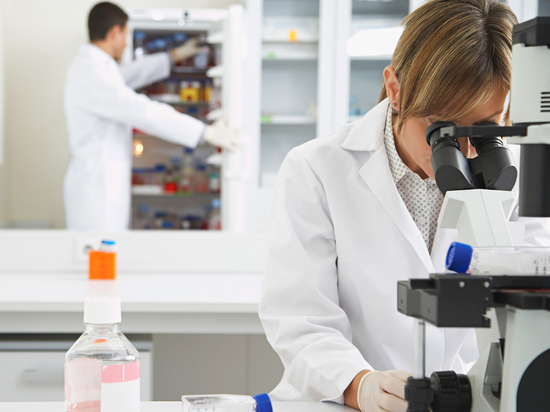 Ученые обнаружили новые осложнения у людей с ослабленным иммунитетом