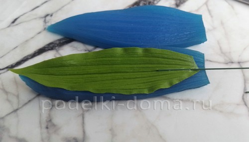 Цветок альстромерия из холодного фарфора Цветок альстромерия из холодного фарфора