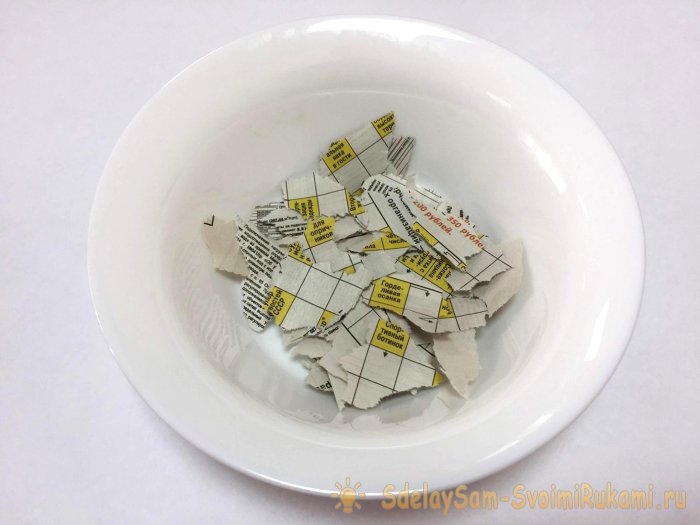 Ёлочная игрушка «Снегурочка» из папье-маше Ёлочная игрушка «Снегурочка» из папье-маше