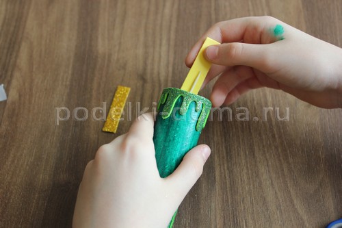 Как сделать свечу из картона и фоамирана — 3 МК