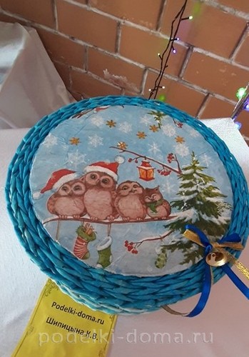 Букетница из газетных трубочек