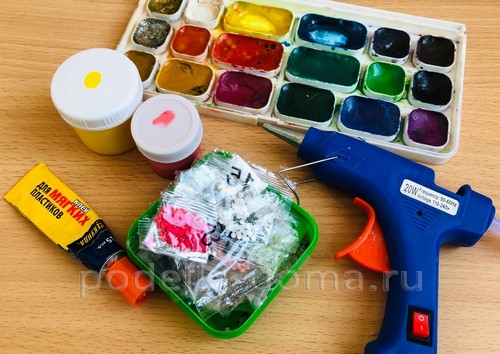 Пасхальная композиция из подручных материалов Пасхальная композиция из подручных материалов