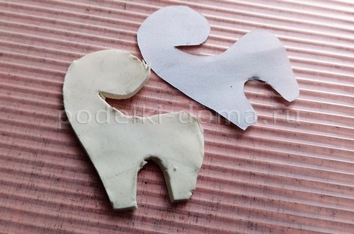 Детская поделка — лепим единорога Детская поделка — лепим единорога