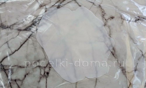 Цветок альстромерия из холодного фарфора Цветок альстромерия из холодного фарфора