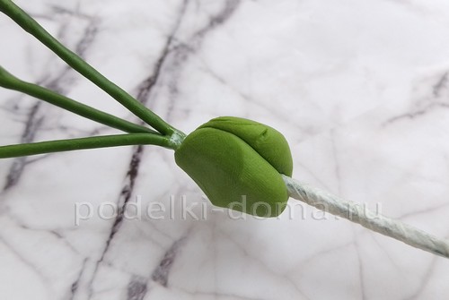 Цветок альстромерия из холодного фарфора Цветок альстромерия из холодного фарфора