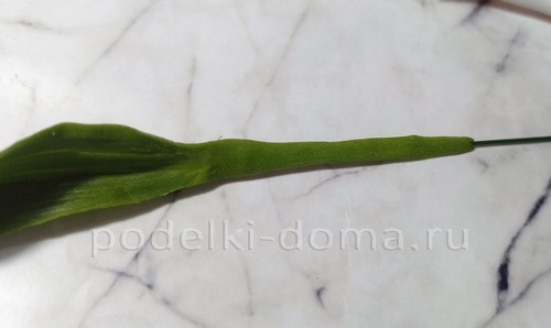 Цветок альстромерия из холодного фарфора Цветок альстромерия из холодного фарфора