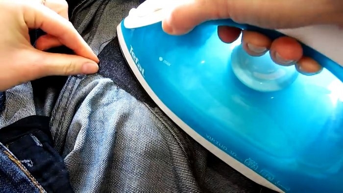 Как зашить потертость между штанин на джинсах