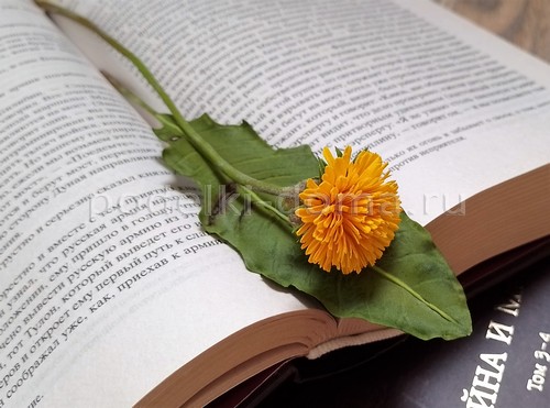 Цветок альстромерия из холодного фарфора Цветок альстромерия из холодного фарфора