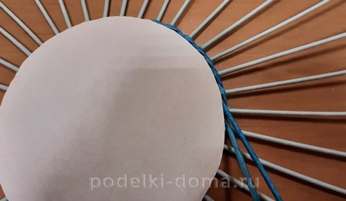 Новогодние поделки из бумажной лозы Новогодние поделки из бумажной лозы