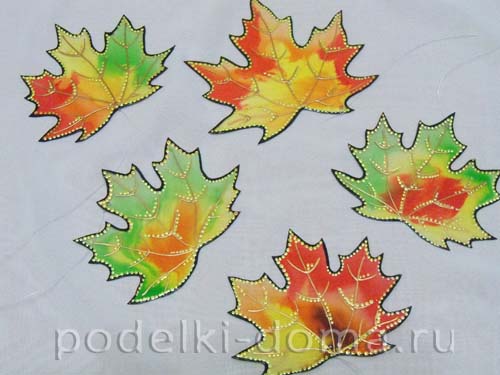 Кленовый лист из бумаги, оригами