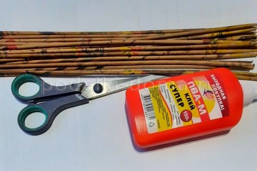 Букетница из газетных трубочек