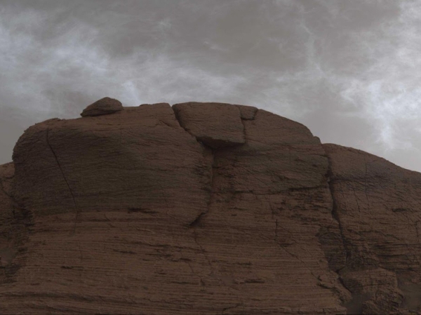 Российские ученые объяснили происхождение серебристых облаков на Марсе