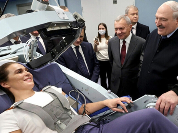 Две гражданки Белоруссии прибыли в Звездный городок для подготовки к полету в космос