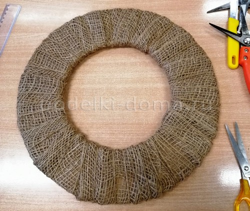 Делаем основу для венков из травы