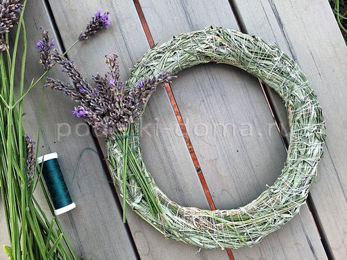 Делаем основу для венков из травы