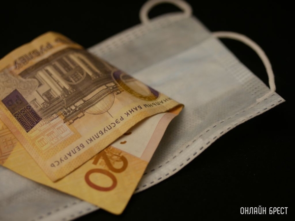 Стало известно, на сколько выросла зарплата медиков за 5 лет