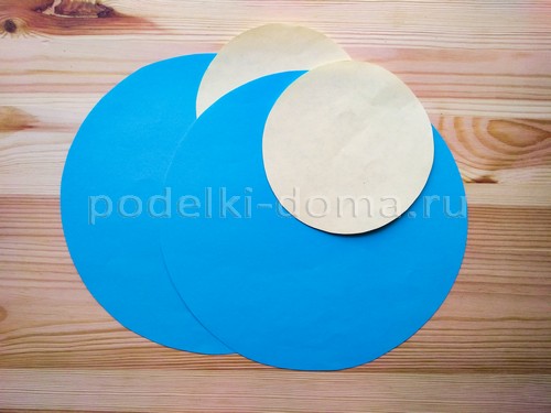 Голубая лилия из бумаги Голубая лилия из бумаги